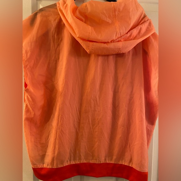 AVIA Women’s Orange Colorblock Sleeveless Windbreaker, Medium - Picture 9 of 11